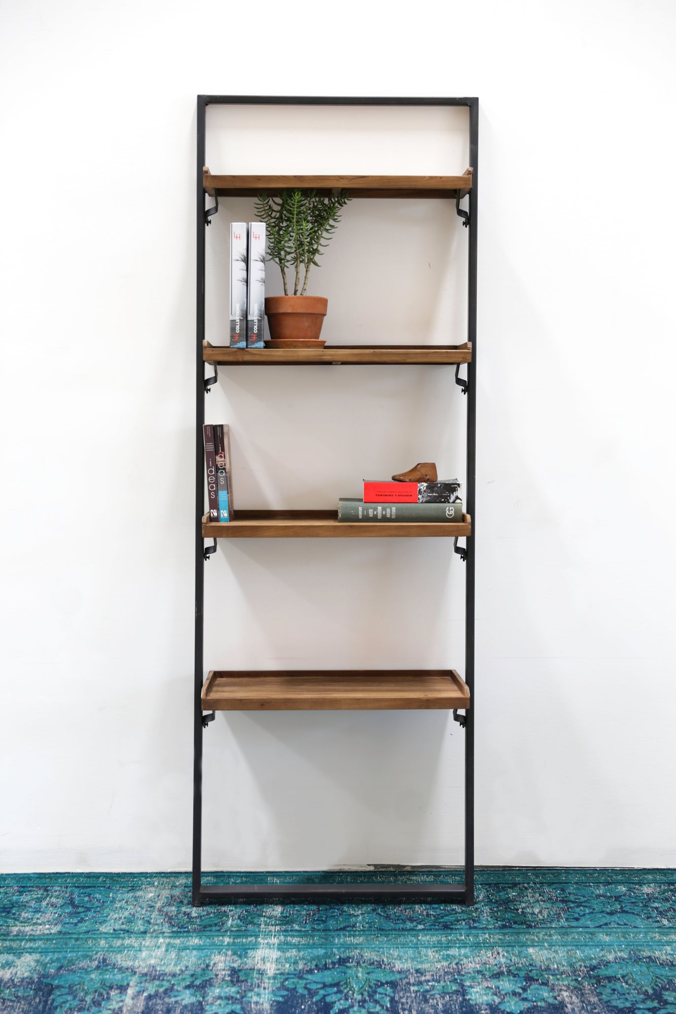 D-Bodhi Wall Rack