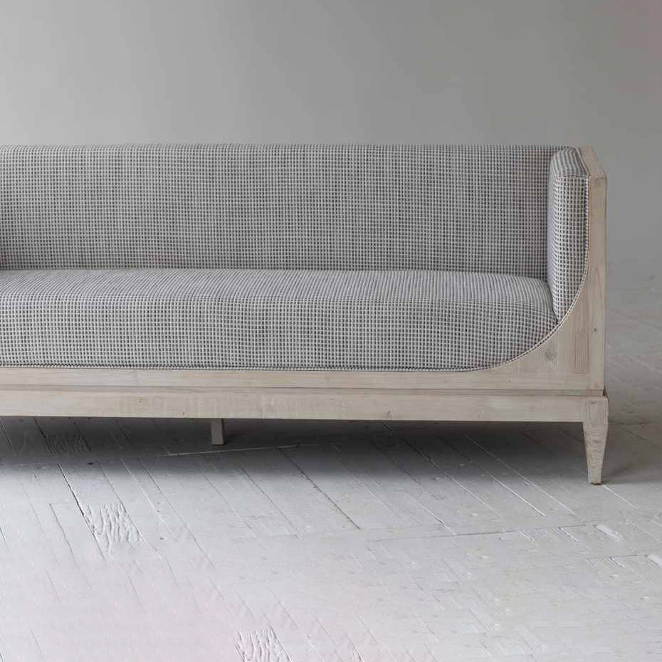 Raphael Sofa