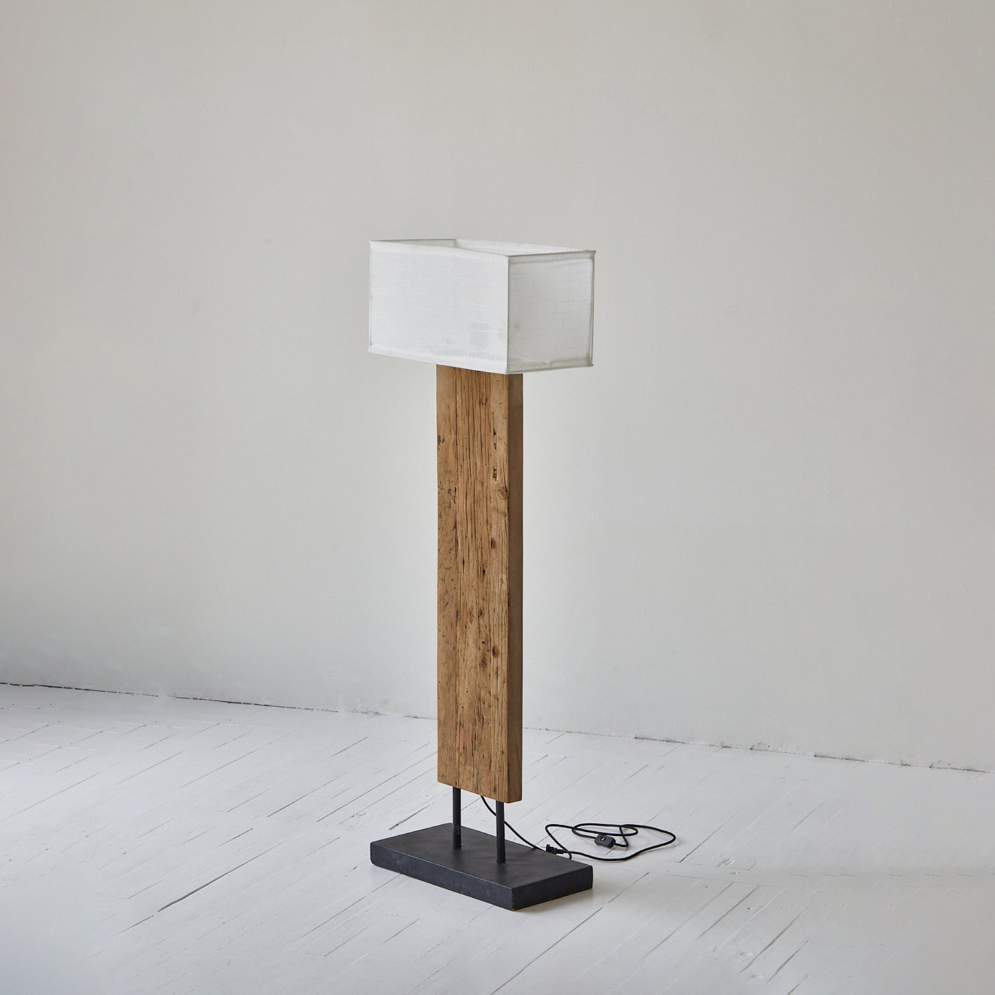 Fonte Standing Lamp